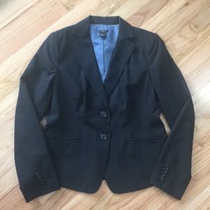 Ann Taylor pin stripe blazer, size 12